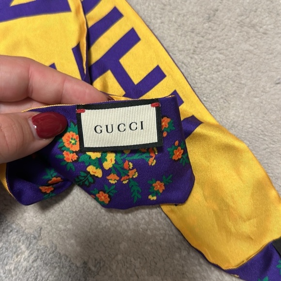 GUCCI Sine Amore Nihil Silk Bandeau - Picture 6 of 7